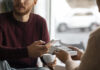 Исследователи оценили cashless effect в России